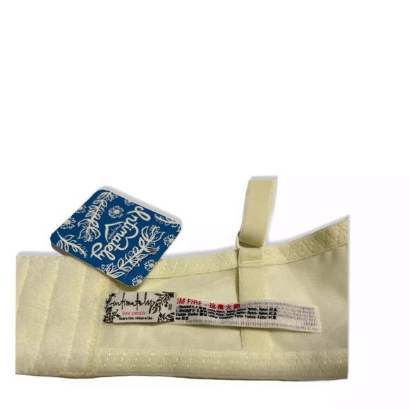 Free People Veronica Lace Bra 36D Faded Sunshine - Picture 6 of 12